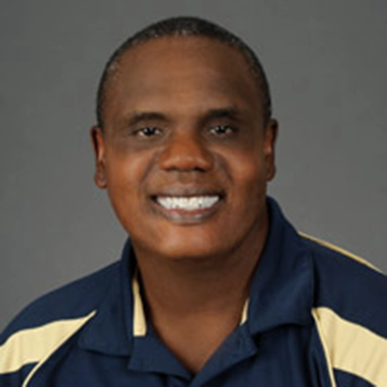 Dr. Vincent Martin